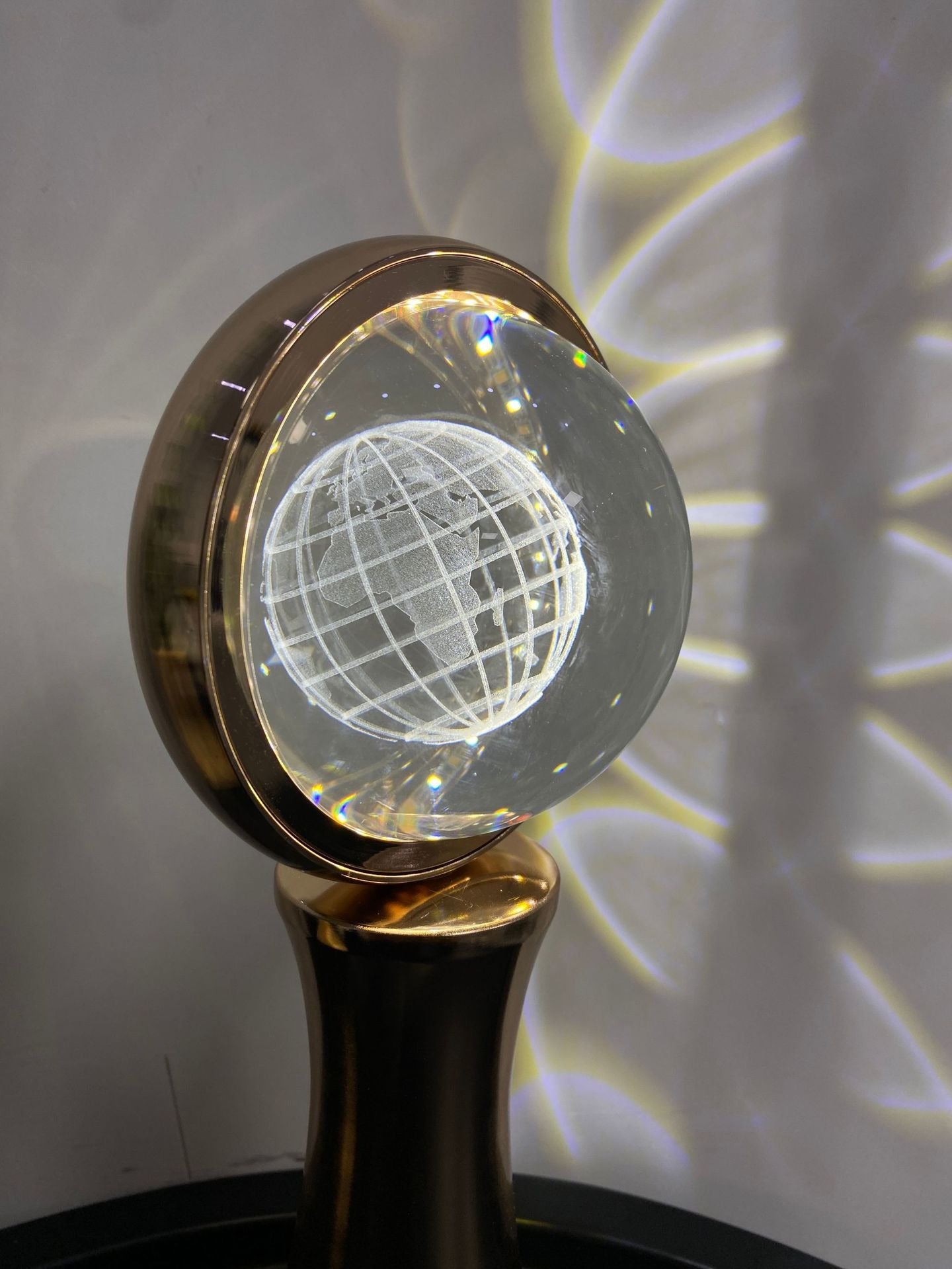 Night light - 3D crystal globe rotating night light RGB charging